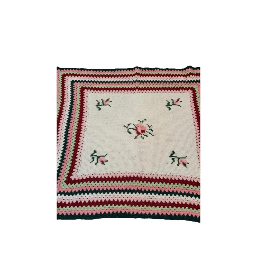 Vintage Handmade‎ Crochet Afghan Blanket Floral Pink Green Fringe Throw 45x52
